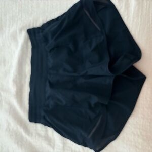 lulu navy hotty hot shorts 2.5 inch
